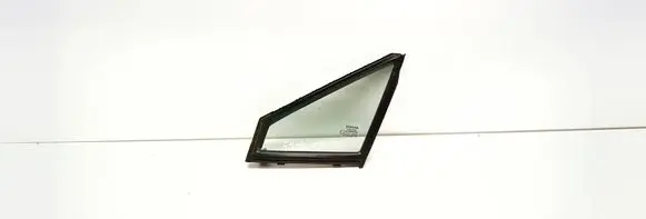 Toyota C-HR I Front door vent window glass four-door 68216F4011