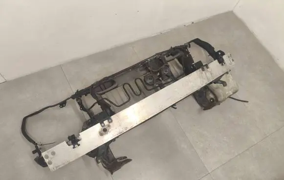 Mercedes-Benz C W203 Radiator support slam panel E16117