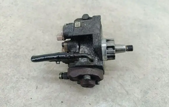 Mazda 6 Fuel injection high pressure pump 