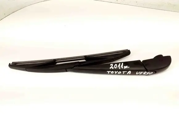 Rear wiper blade arm