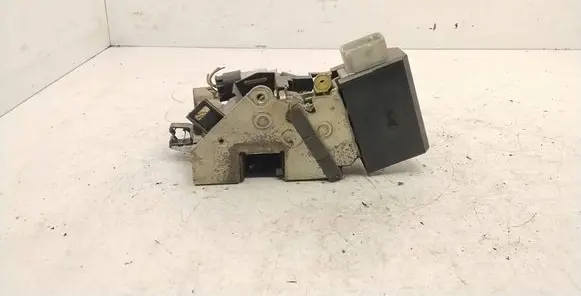 BMW 7 E38 Rear door lock 40620751 8352165