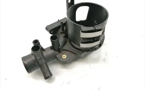 Mercedes-Benz C W205 Fuel filter bracket/mount holder A6512001556