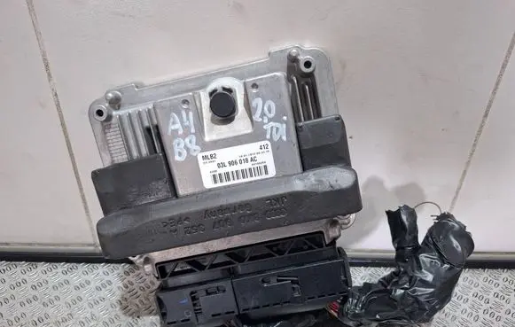 Audi A4 S4 B8 8K Engine control unit/module 03L906018AC