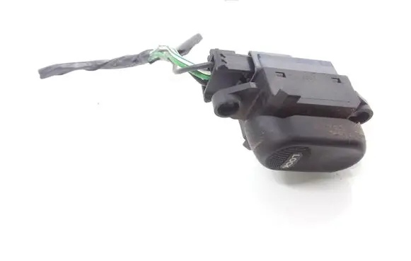 Chrysler PT Cruiser Central locking switch button 04671623AA