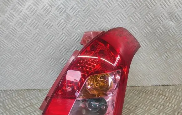 Suzuki Swift I Rear/tail lights