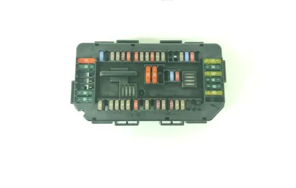 BMW 4 F32 F33 Fuse module 9337879