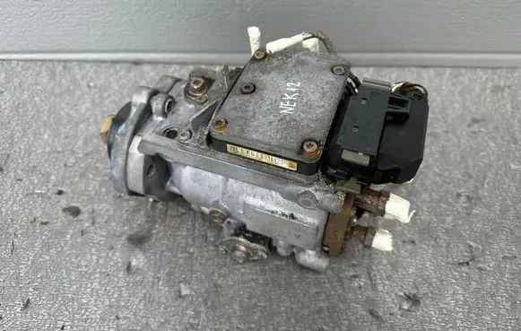 Nissan Patrol Y61 Fuel injection high pressure pump 16700VG100