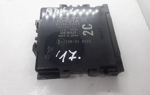 Toyota RAV 4 (XA40) Parking PDC control unit/module 8934042040 1881001671 10R048026