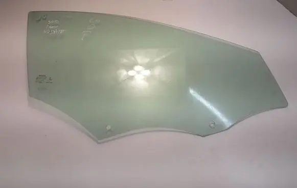 Volvo V40 Front door window glass four-door 31386763