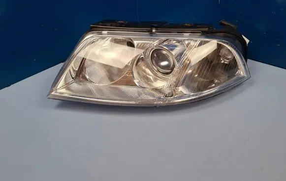 Volkswagen PASSAT B5.5 Headlight/headlamp 3B0941017AG 206244
