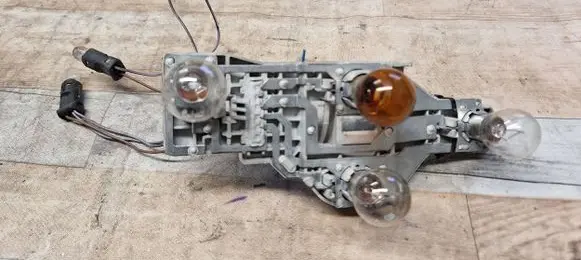 Skoda Octavia Mk2 (1Z) Tail light bulb cover holder 1Z9945257 P01200