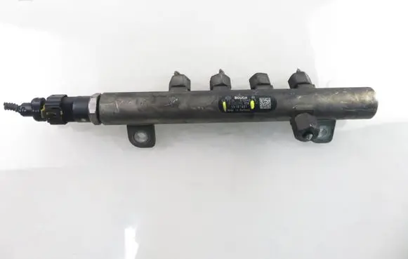 Fuel main line pipe