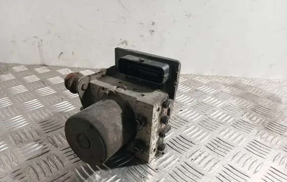 Audi A4 S4 B8 8K ABS Pump 8K0907379T