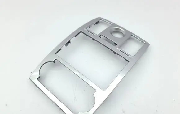 Radio/GPS head unit trim