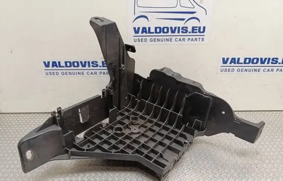 Volkswagen Crafter Other engine bay part 2N0915515