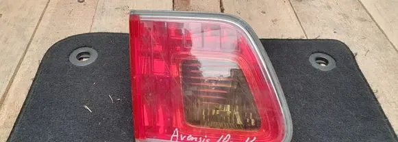 Toyota Avensis T270 Rear fog light 