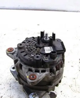 Nissan Qashqai Generator/alternator 231004BE0B-E