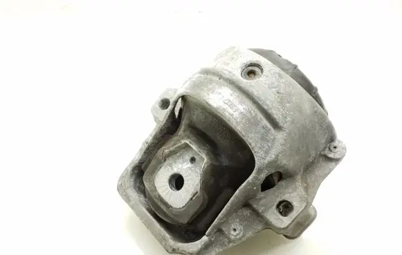 Audi A4 S4 B8 8K Engine mount bracket 8R0199381