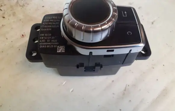 Mercedes-Benz B W246 W242 Multifunctional control switch/knob A2469001309