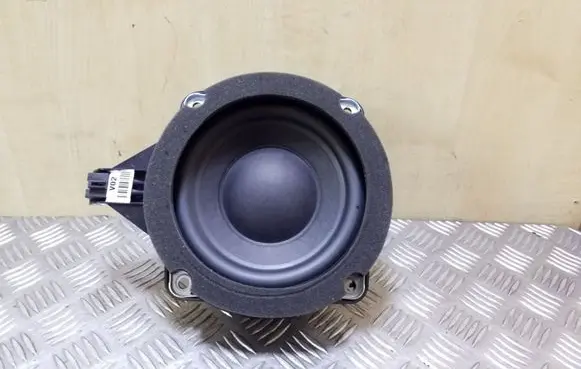 Hyundai i40 Subwoofer speaker 963802T100 963803Z050