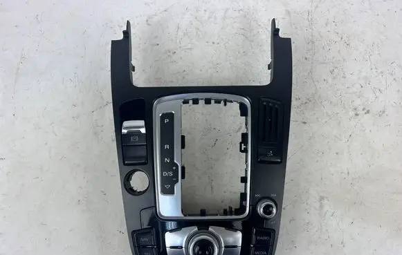Audi RS5 Head unit multimedia control 8T0919611L