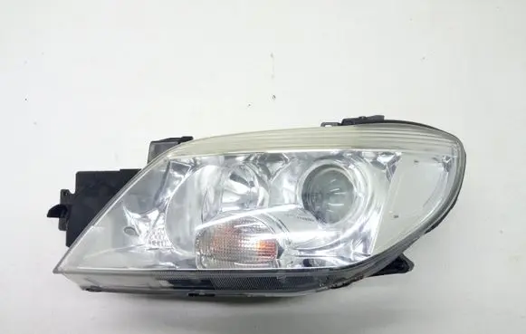 Mitsubishi Outlander Headlight/headlamp