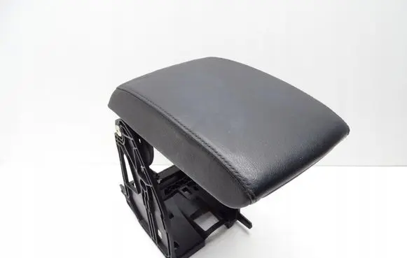 Skoda Octavia Mk3 (5E) Armrest 5E0864207