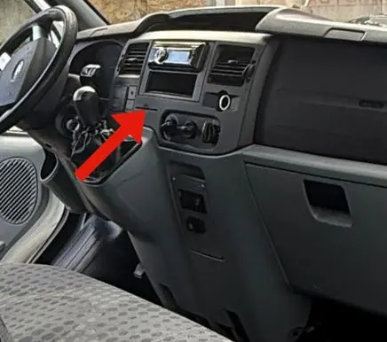Ford Transit Radio/GPS head unit trim VP6C1XV045A98A