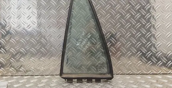 Rear vent window glass