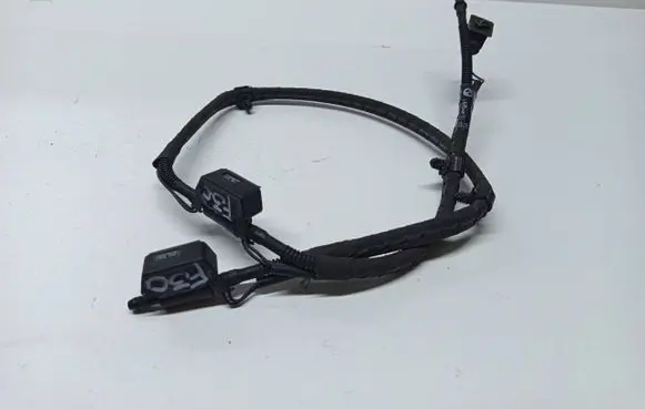 Volkswagen Polo VI Windshield washer spray nozzle 7249646