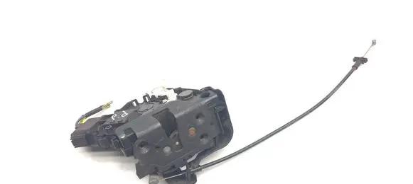 Volvo V70 Front door lock 31253658