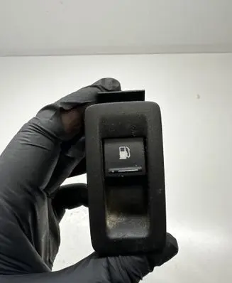 Volkswagen Touran I Fuel tank opening switch 1F0959527