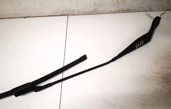 Ford Mondeo MK IV Front wiper blade arm 7s7117526cc