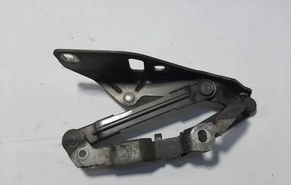 Audi TT TTS Mk2 Engine bonnet/hood hinges 8J0823302H