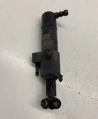 Mercedes-Benz E A207 Headlight washer spray nozzle A2078600147 8WT00944605