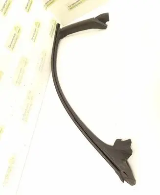 Mercedes-Benz CLS C219 Rubber seal front door window/glass 2197200154 A2197200154