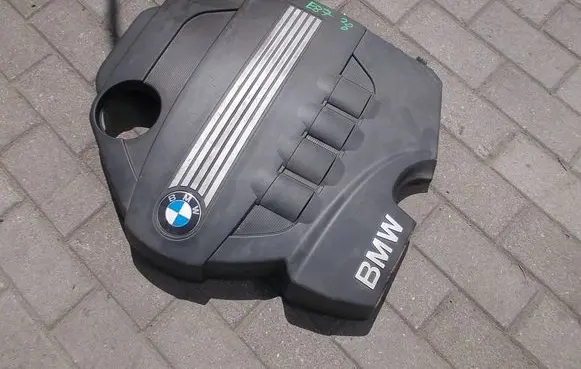 BMW 1 E81 E87 Engine cover (trim)
