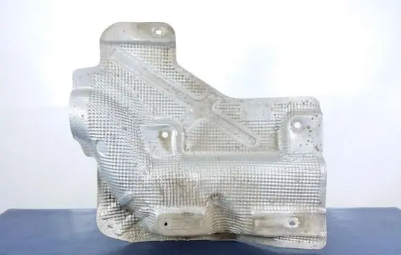 Opel Astra K Exhaust heat shield 39007225