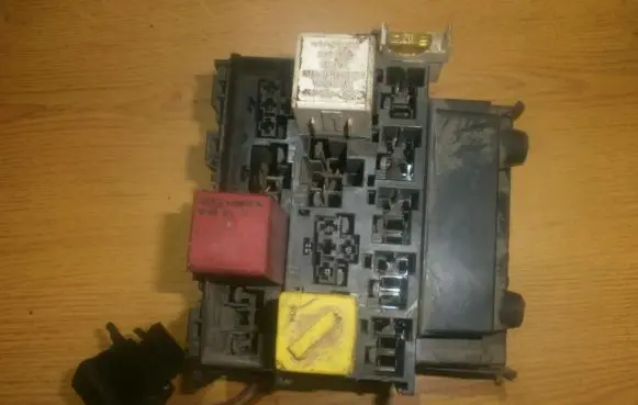 Ford Puma Fuse box set 94fg14a073aa