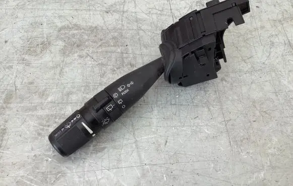 Chrysler Town & Country V Indicator stalk 56046118AD