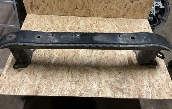 Volvo V50 Front bumper cross member