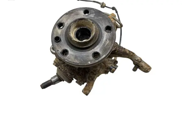 Volkswagen Multivan T4 Front wheel hub