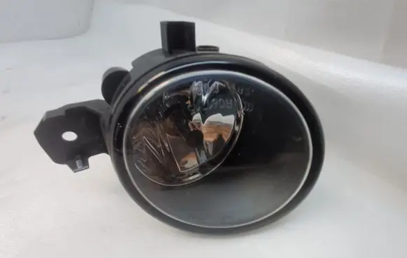 Nissan X-Trail T32 Front fog light 89208031