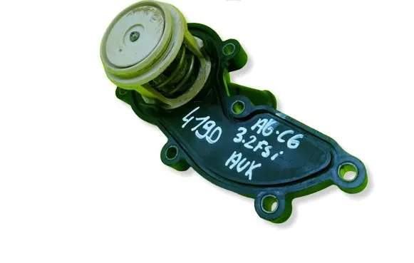 Audi A6 S6 C6 4F Thermostat/thermostat housing 06E121111D