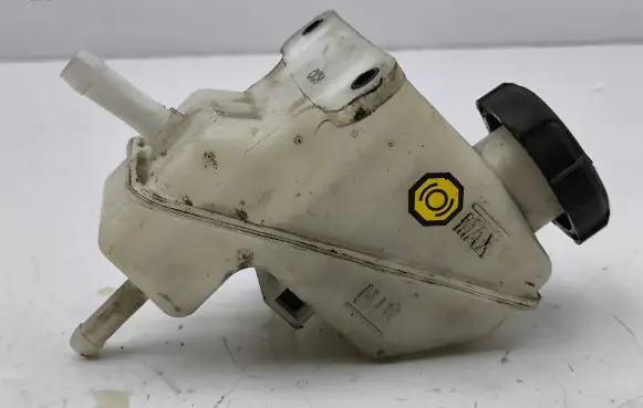 KIA Niro Brake fluid reservoir 