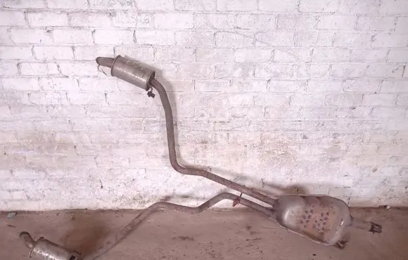Land Rover Discovery 3 - LR3 Muffler/silencer OAM038