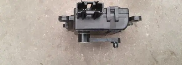 Mazda 6 Air flap motor/actuator 4702B