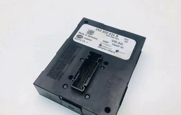 Volkswagen Golf VI Keyless (KESSY) go control unit/module 5K0959434B
