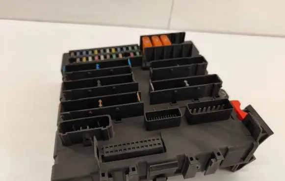 Opel Signum Fuse box set 13112909 103841 42CCN6