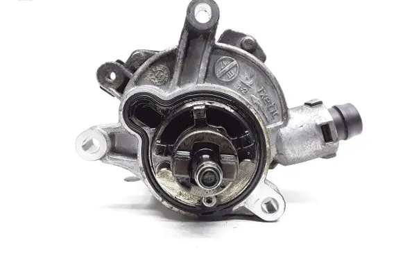 Volvo V60 Vacuum pump 31258031